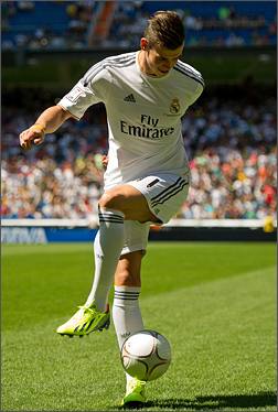 Bale_f50_Madrid_Unveiling_IMG34