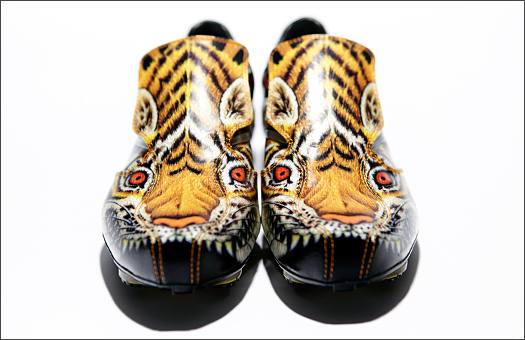 adidas-Tunit-YY-Tiger-Img1