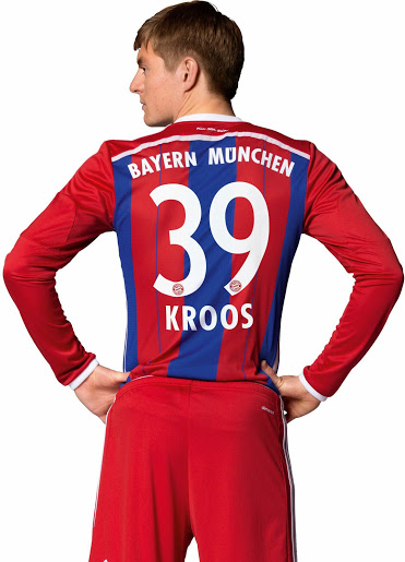 FC Bayern Munich 14-15 Home Kit Kroos (1)