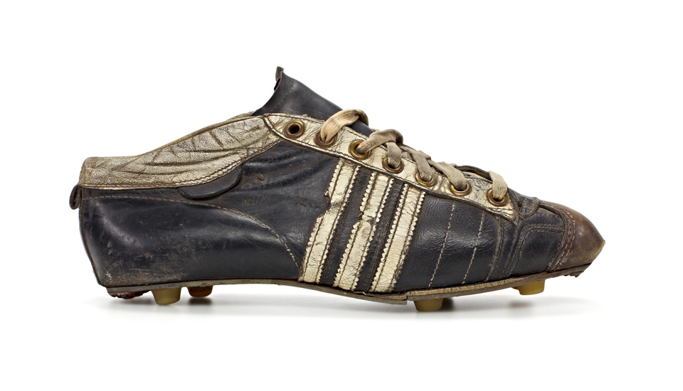 adidas_world_cup_boot_archive_img1