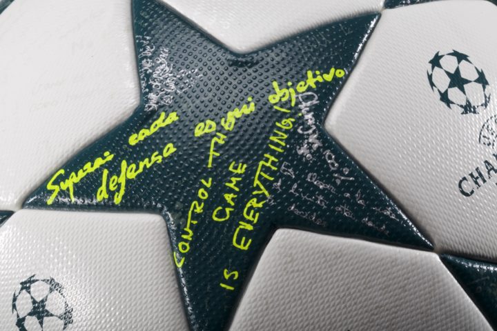 kickster_ru_ligue_champion_ball_adidas_2016_17_002
