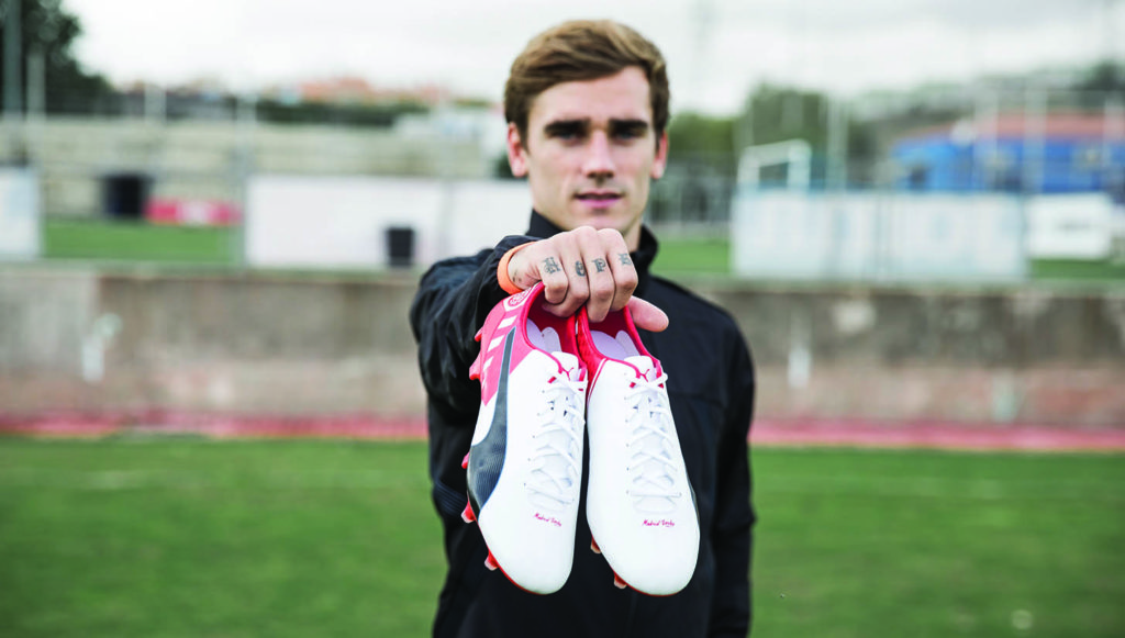 kickster_ru_puma-griezmann-evospeed_0000_17ss_social_ts_pumafootball_q1_derbyfever_antoinegriezmann_6